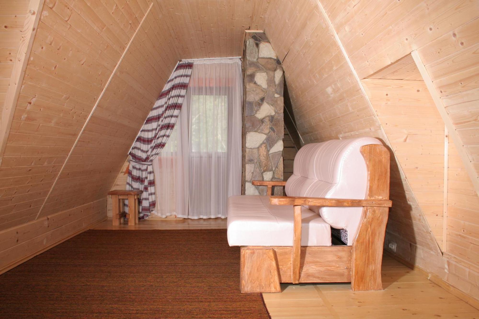 On Dovbush Path Hotel Yaremche Eksteriør billede